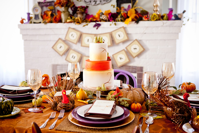 Thanksgiving Tablescapes That Delight & Shine!