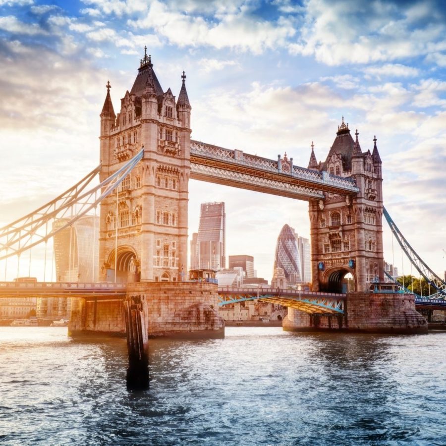 How to Become a London Expat