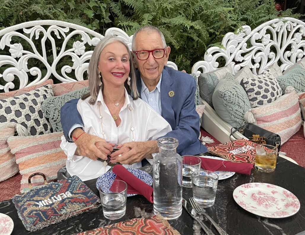 Honey And Shelly Good dining outside for Valentine's Day as a gift from the heart spending time together Valentine's Day Gifts for him